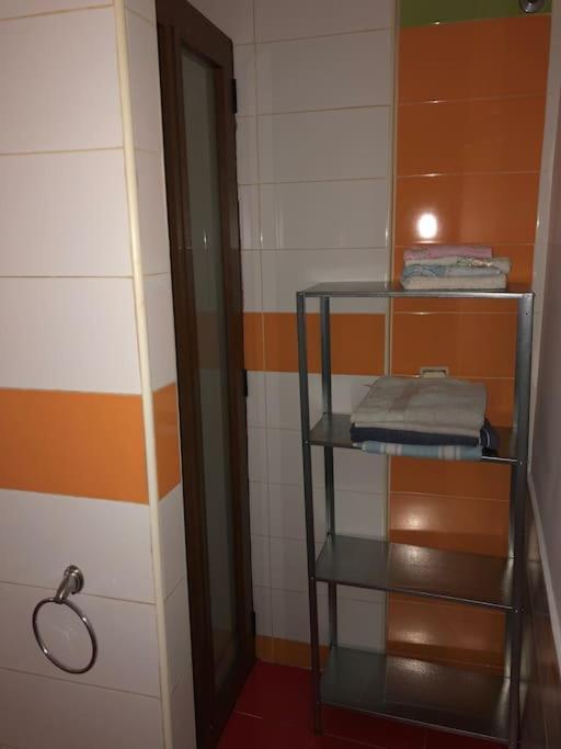 Apartamento Coqueto En Pleno Casco Antiguo Appartamento Toledo Esterno foto